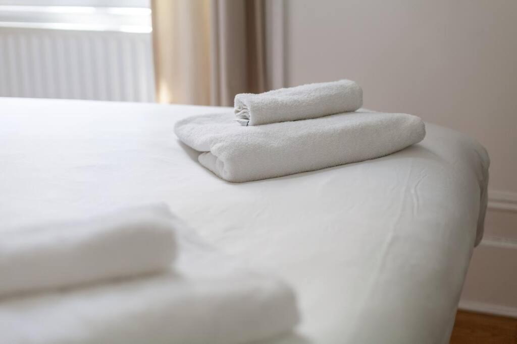 Incredible Location In - 2bed * London